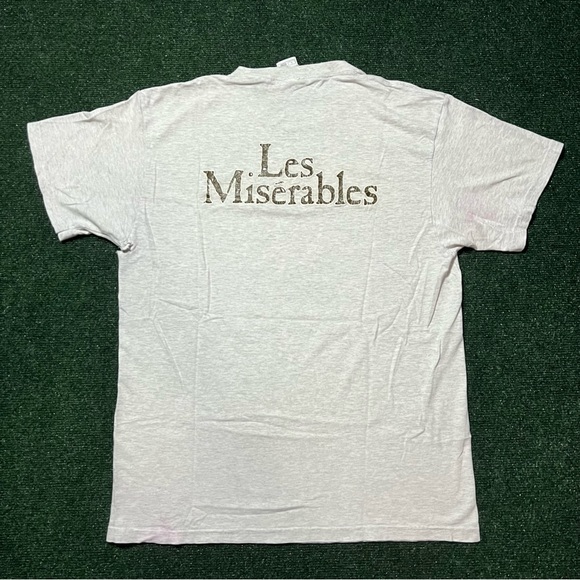 Vintage Y2K Les Miserables T-Shirt Gray London Broadway Musical Size L 21X28 - Picture 8 of 10